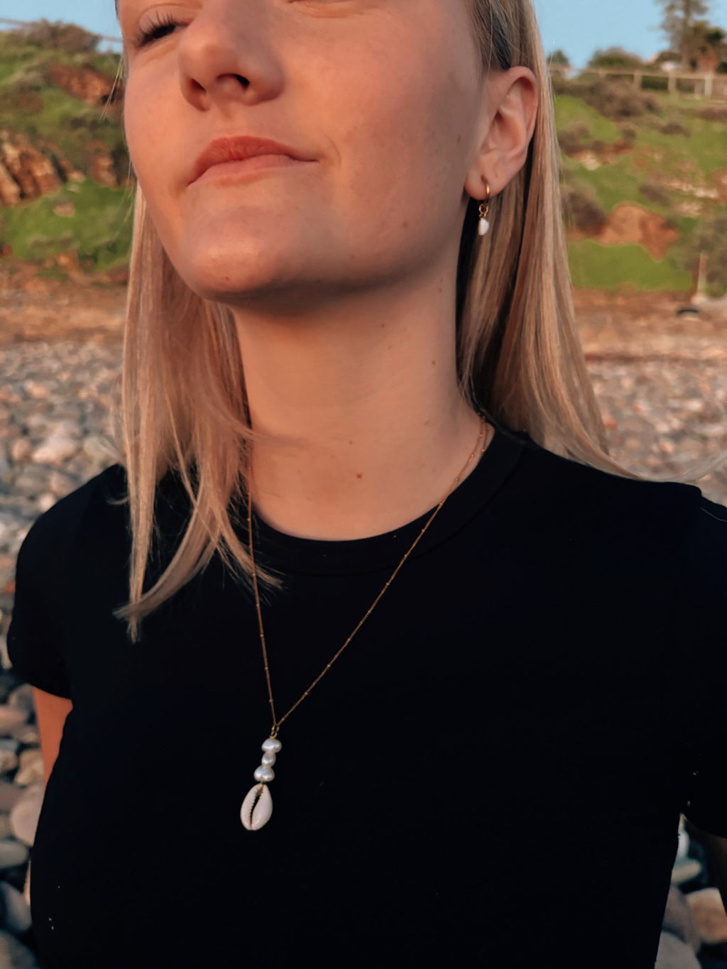 Cowrie Pearl Necklace