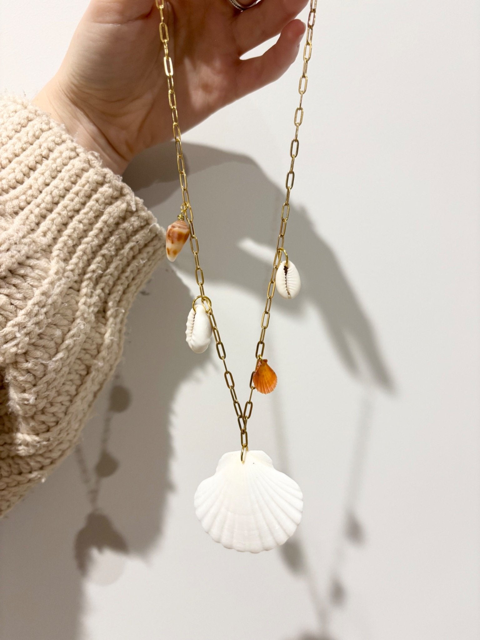 Chunky Scallop Necklace