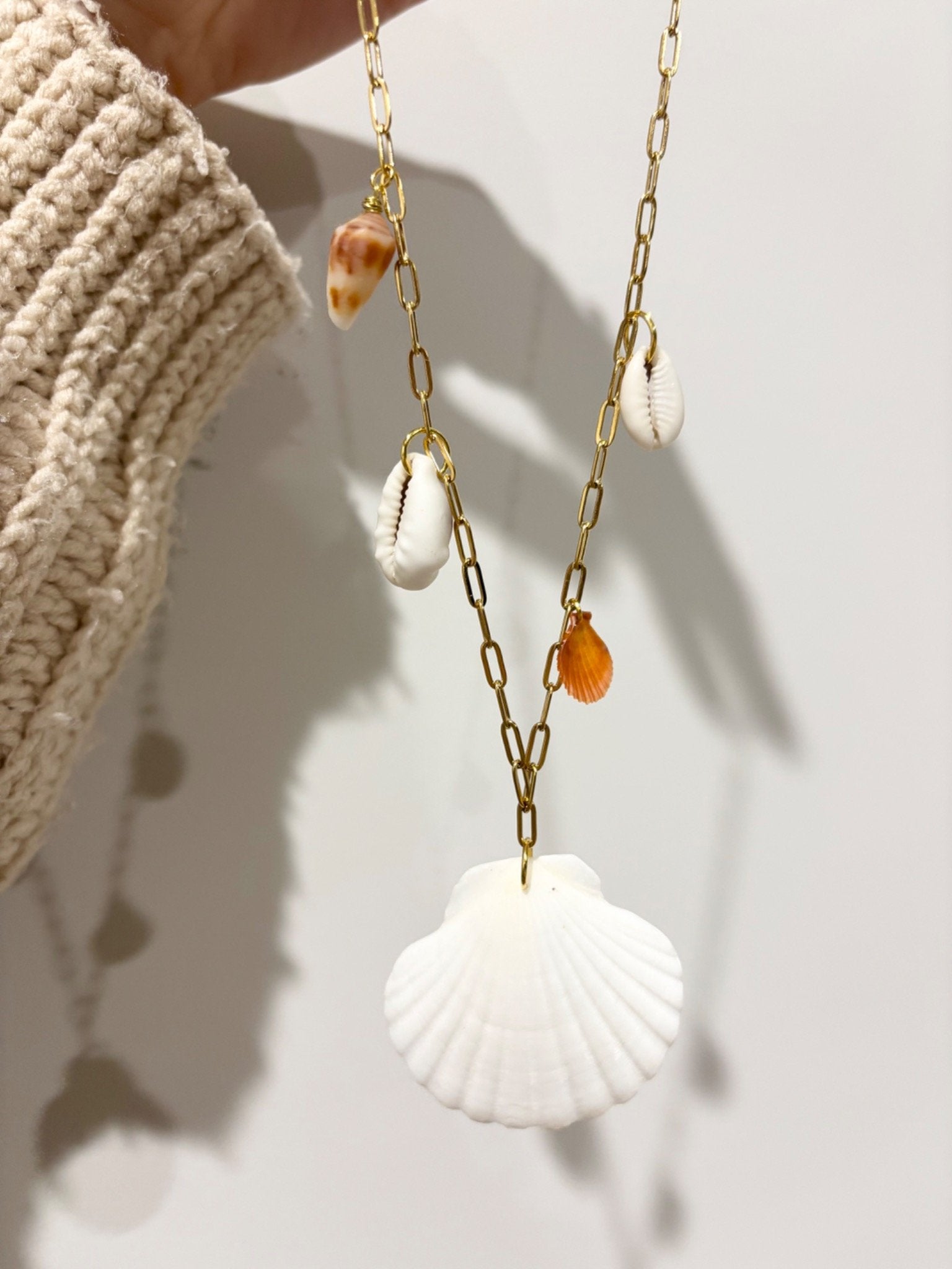 Chunky Scallop Necklace