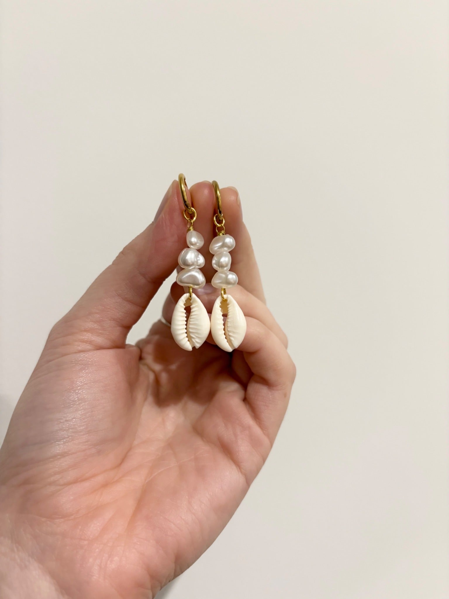 Cowrie Pearl Earrings